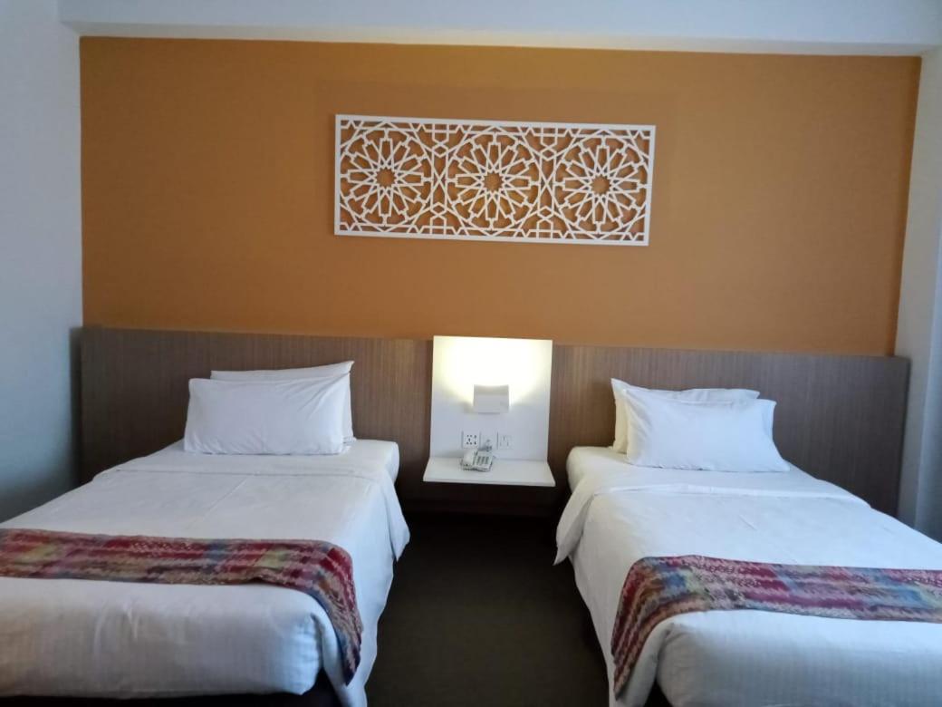 Grand Barakah Hotel Ampang  Exterior photo